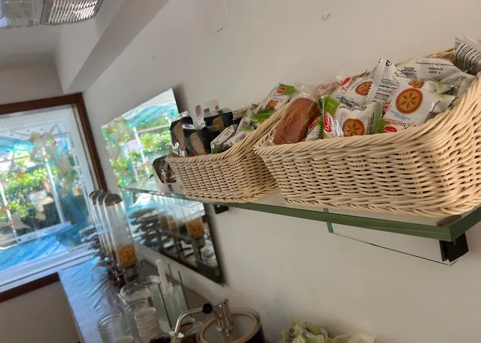 Carlton Отель Риччоне