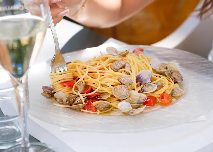 Отель Carlton 3*